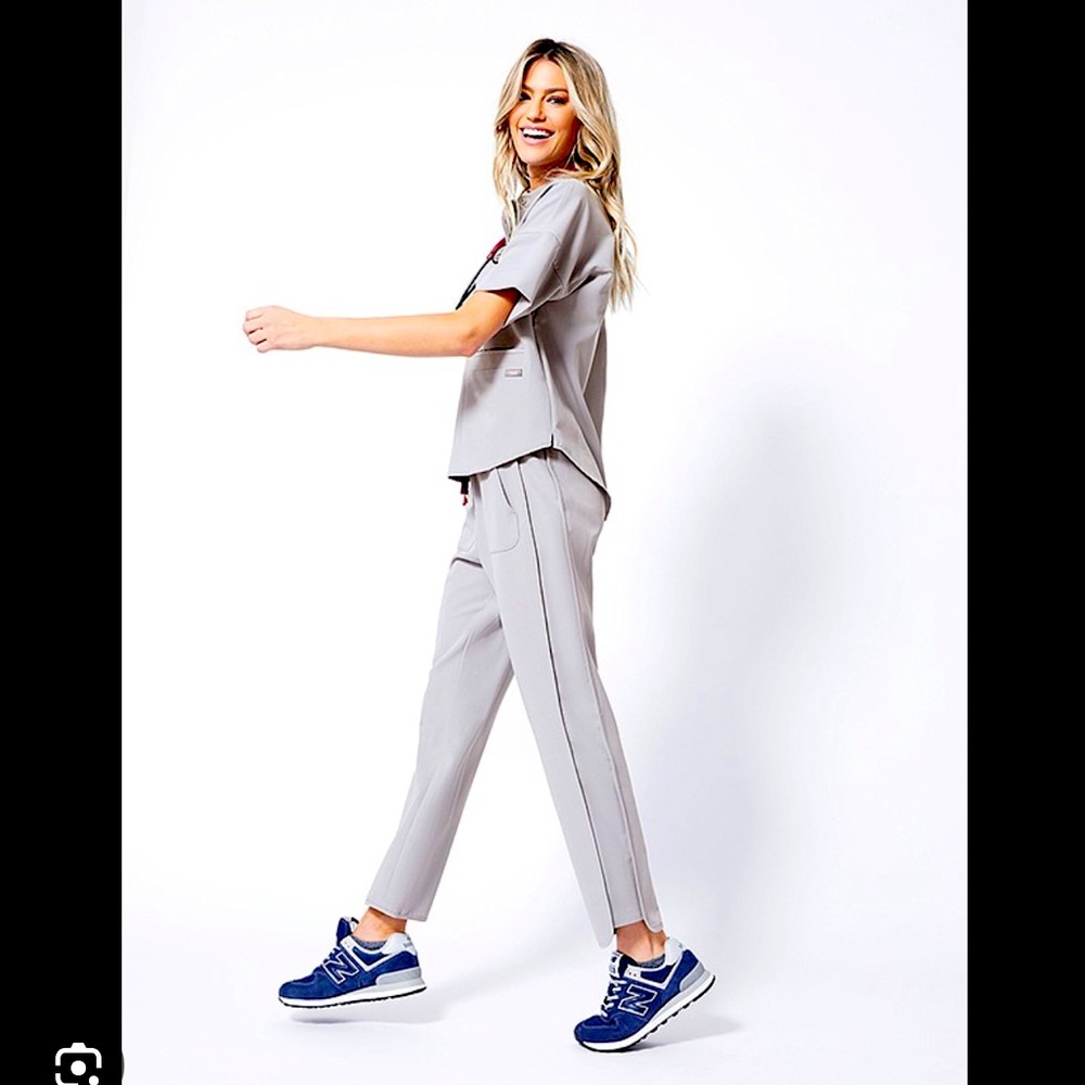 ISO FIGS Rafaela Cement Top Size XL